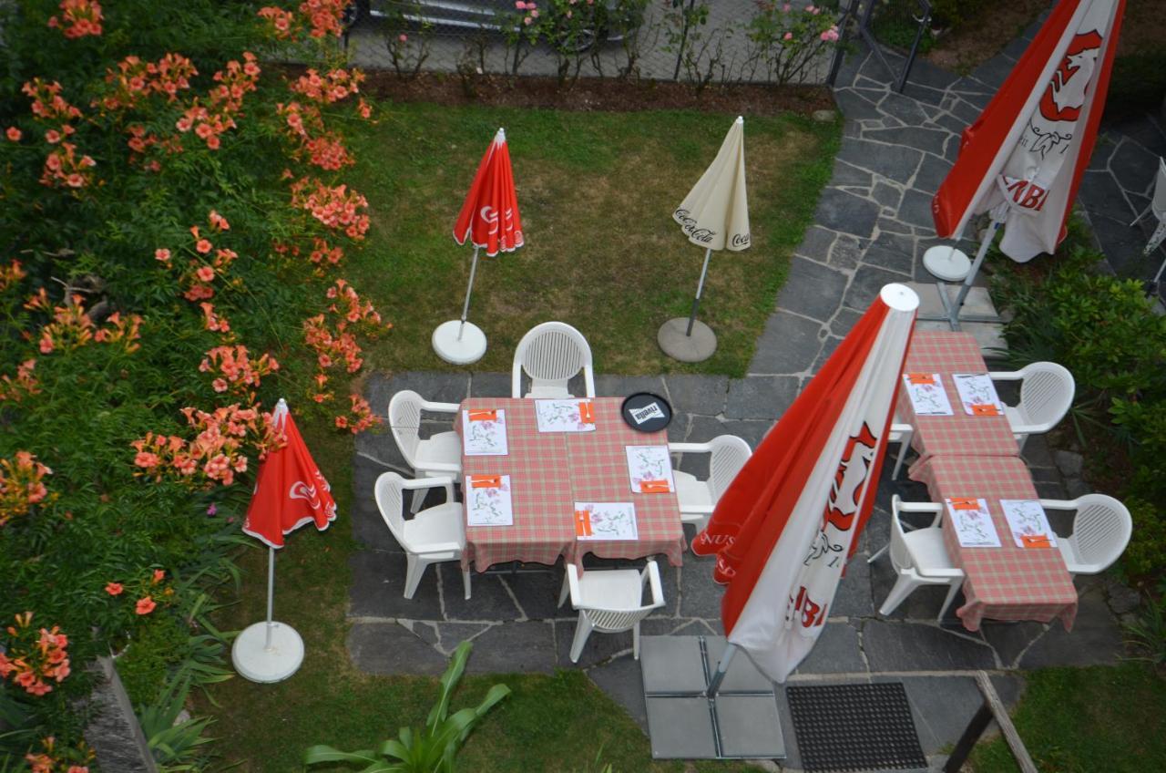 Hotel Pensione Serena Purasca Exterior photo