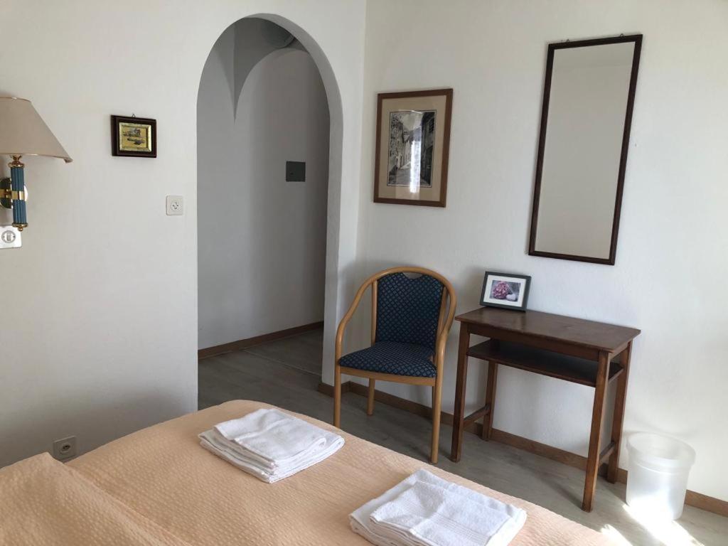 Hotel Pensione Serena Purasca Exterior photo