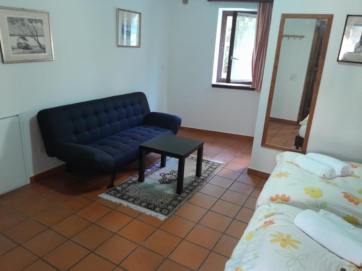 Hotel Pensione Serena Purasca Exterior photo
