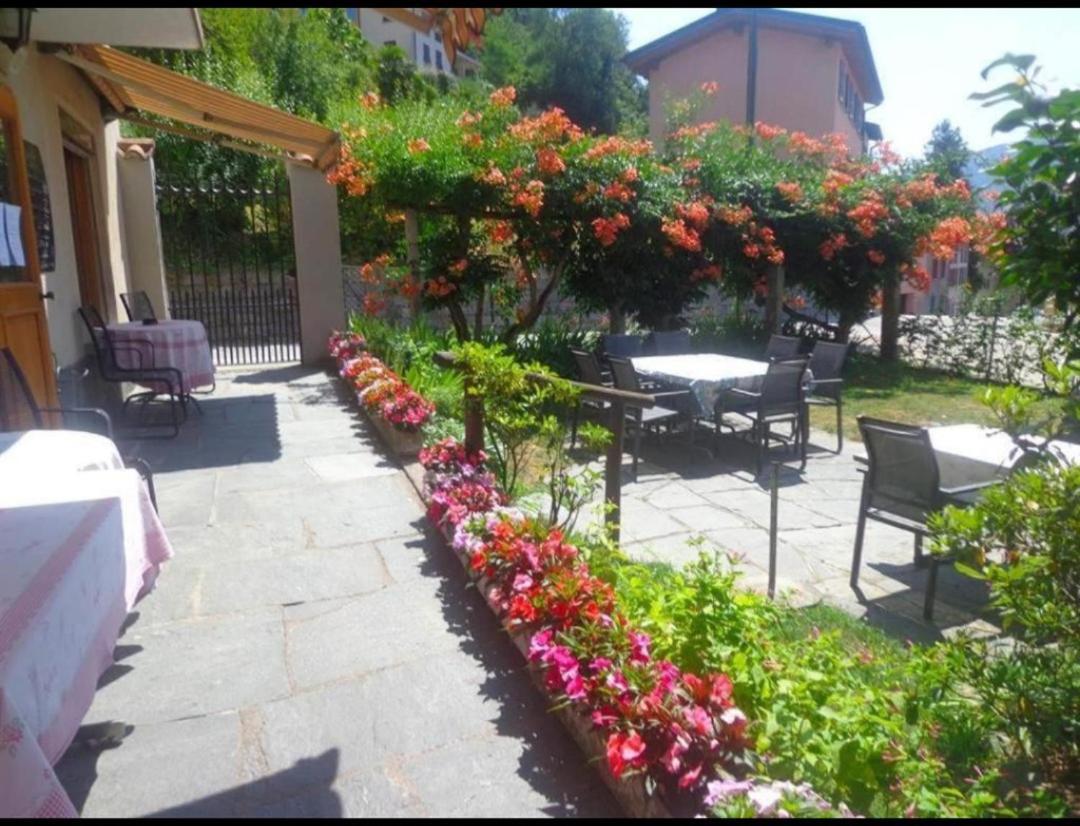 Hotel Pensione Serena Purasca Exterior photo